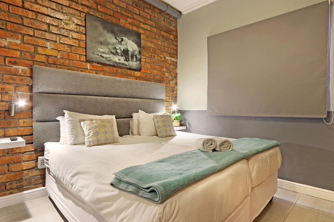 Happy Rhino Hotel Кейптаун Екстериор снимка