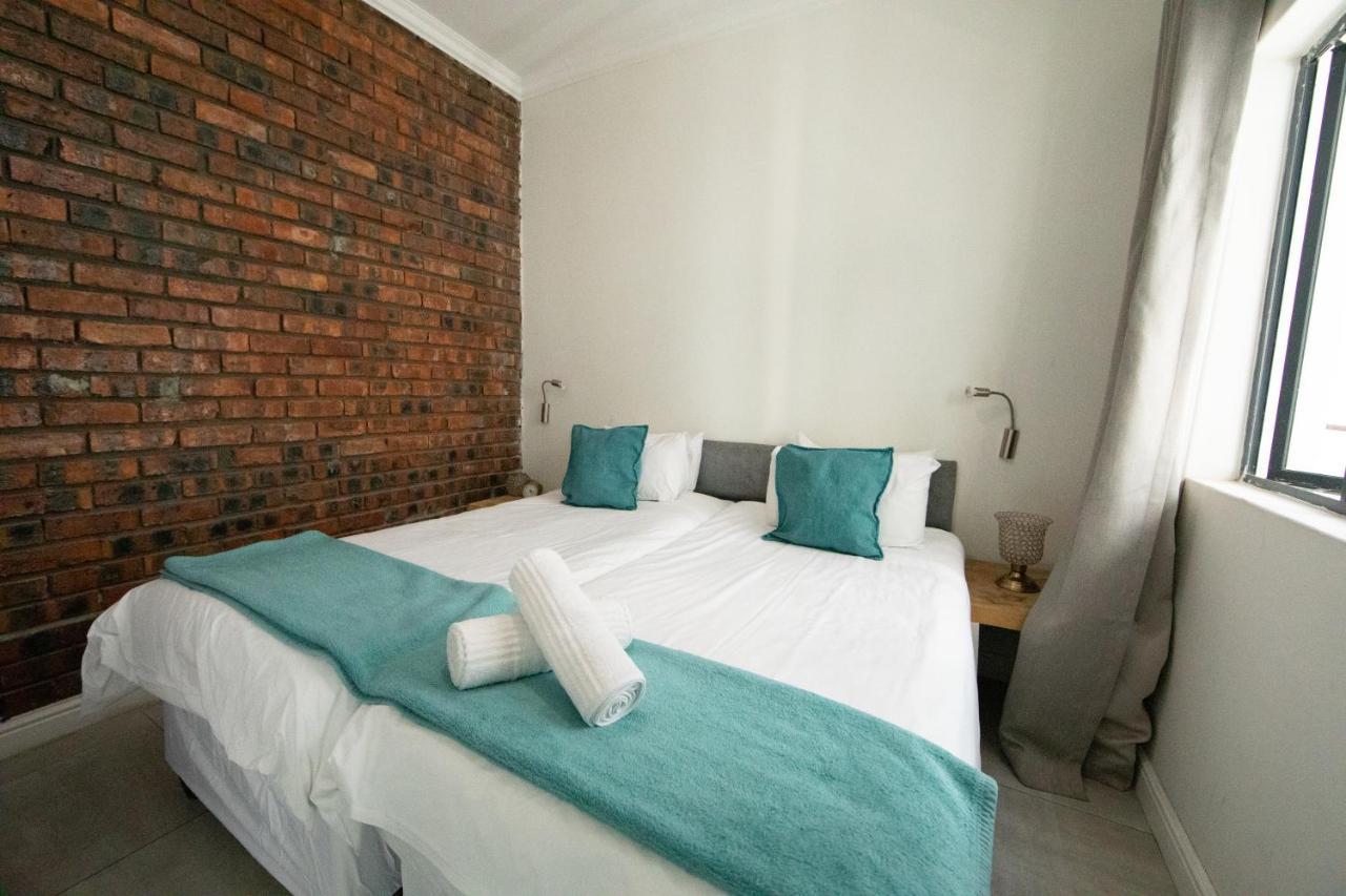 Happy Rhino Hotel Кейптаун Екстериор снимка