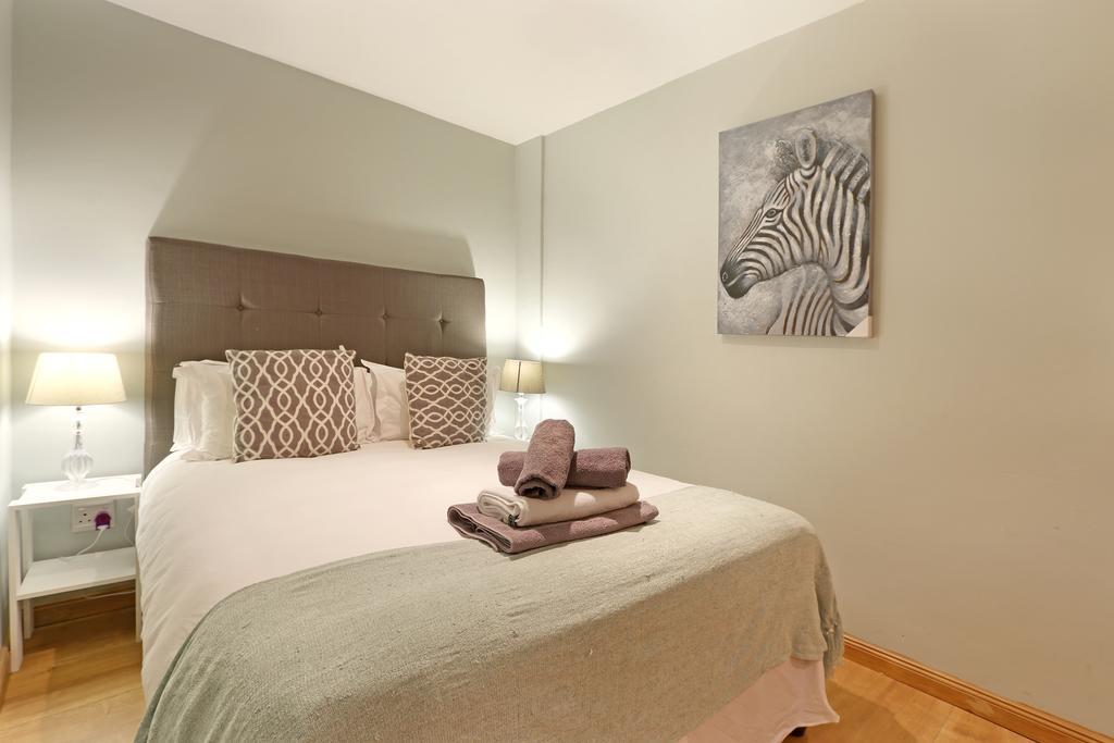 Happy Rhino Hotel Кейптаун Екстериор снимка