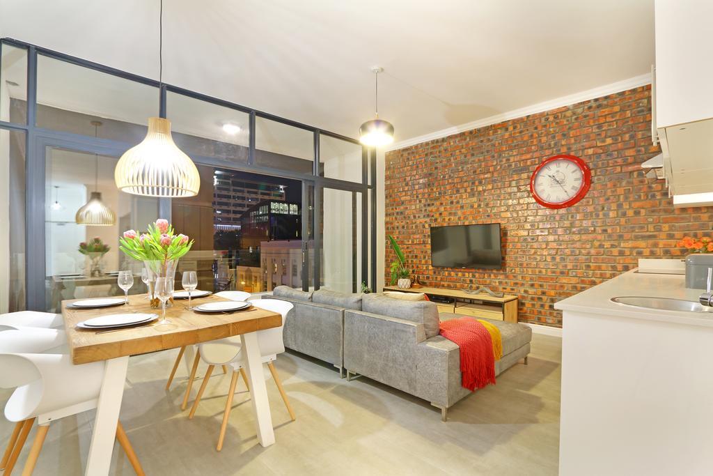 Happy Rhino Hotel Кейптаун Екстериор снимка